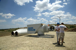 Wind_turbines-ATB_60_28_DD-installation-sicilia-02.jpg